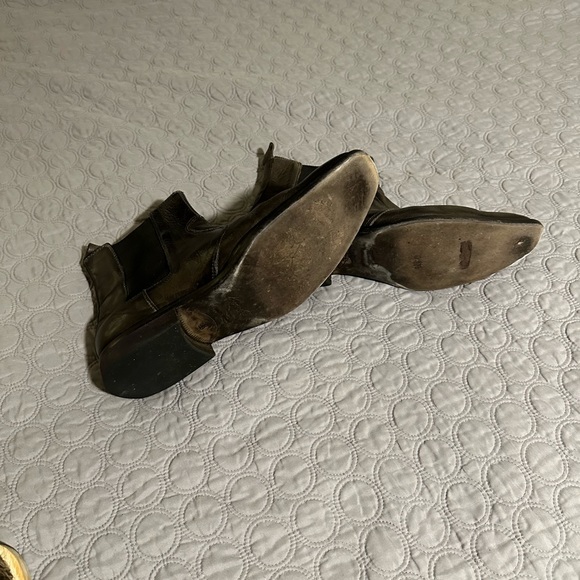 Italian made Kenneth Cole boots main image 8